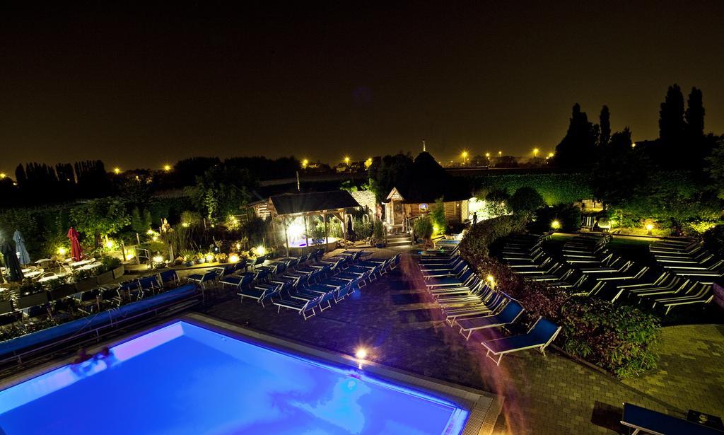 Hotel Thermen Ділбек Екстер'єр фото